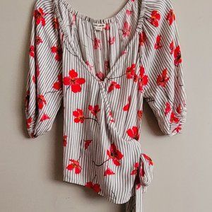 BILLABONG floral wrap top